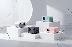 酒店投影仪商用 4K 超清高流明 智能投屏影院房专用